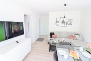 Wohnraum mit Smart-TV